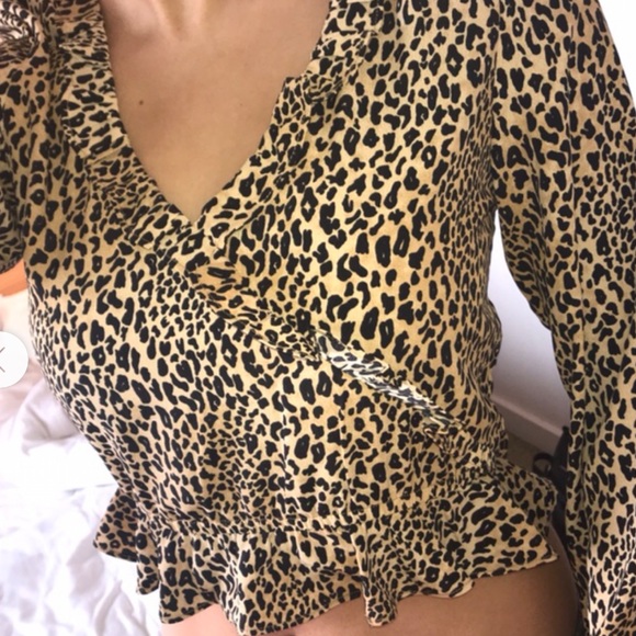 Tops - Leopard Long Sleeve Top